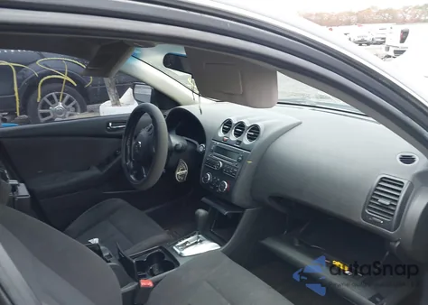 2011 Nissan Altima 2.5 S z USA, uszkodzony, nr VIN 1N4AL2AP1BN486686